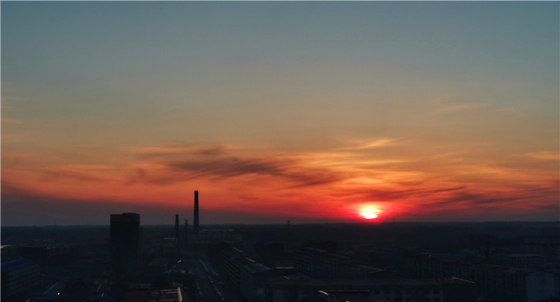 1593396160916649.jpg 4號《守望》1347票 第五.jpg