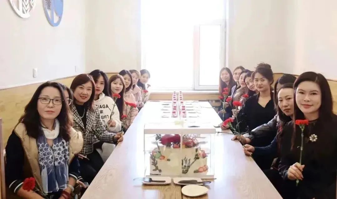 1714964987998193.jpg ef2fd67e9905ed451f7882df09e82a40.jpg