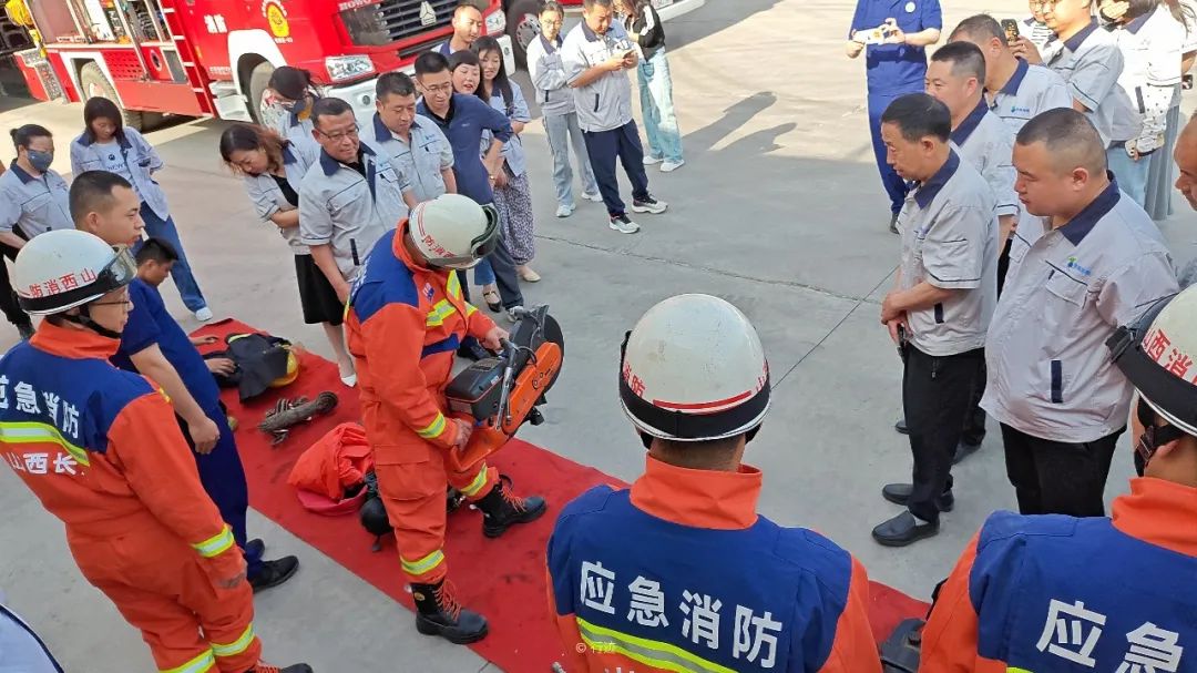 1715588455138481.jpg 4d5b1f6d925e817eed8f938bbb29e0ad.jpg