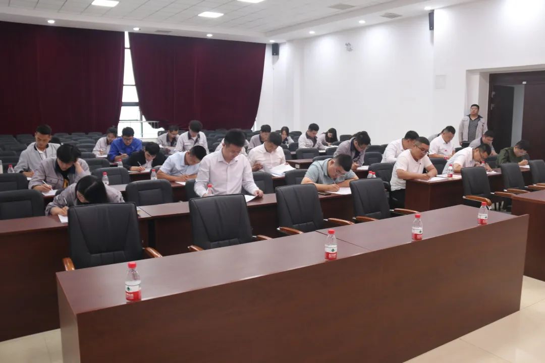 1715830168269200.jpg 6110d01d0fe857abbda844466da8eb83.jpg