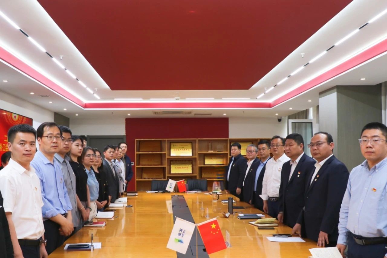 1719280129155841.jpg b261fae686a1e0d8af4609981832ac29.jpg