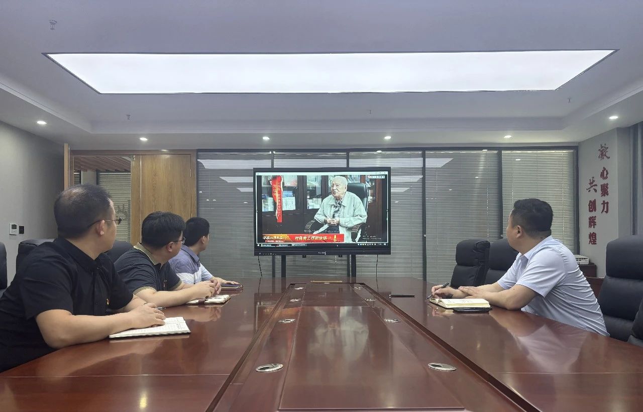 1719301119418626.jpg 68d8babb9fc8dc225bc8bd73d6f8fd77.jpg