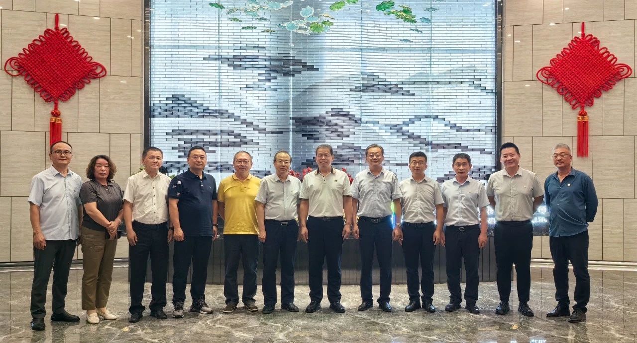 1720488470220744.jpg f483f1b209f0dbee2547bcfdf809d9ed.jpg